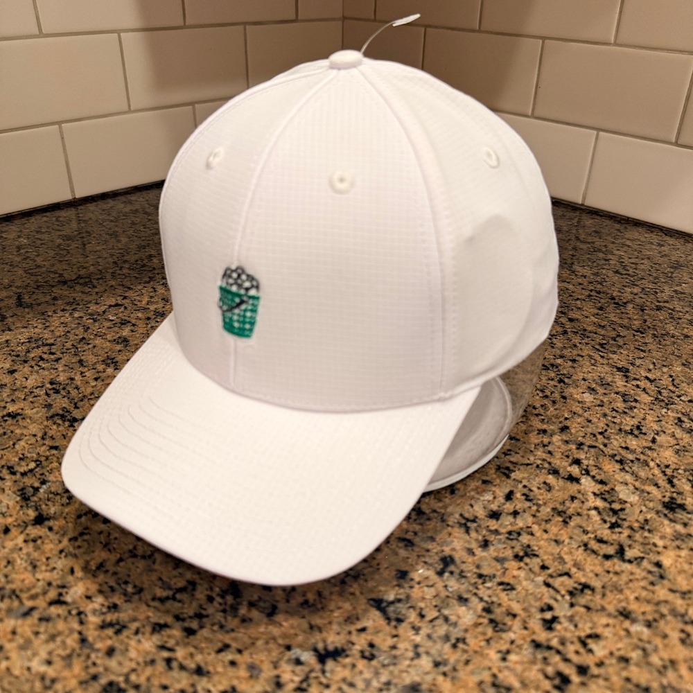 Waggle Golf Hat Mens OSFA White Like New Buckets Performance Ripstop Cap New